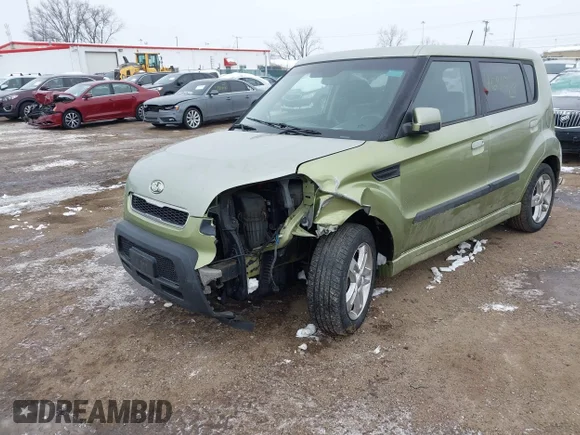 ✅ 2010 Kia Soul + • VIN: KNDJT2A21A7192335 • Lot: 44296552. Wystawiony na IAAI z przebiegiem 146 486 mil. Bezpłatny archiwum sprzedaży aukcyjnych z USA i szczegółowy raport historii pojazdu na DreamBid. Zdjęcie 6.