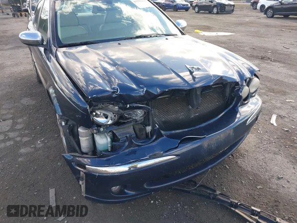 ✅ 2007 Jaguar X-Type • VIN: SAJWA51A37WJ17320 • Lot: 43791226. Wystawiony na IAAI z przebiegiem 126 329 mil. Bezpłatny archiwum sprzedaży aukcyjnych z USA i szczegółowy raport historii pojazdu na DreamBid. Zdjęcie 6.