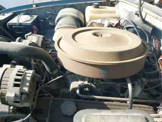 ✅ 1991 Chevrolet Silverado 1500 • VIN: 1GCDK14KXME109748 • Lot: 43690868. Wystawiony na IAAI z przebiegiem 204 438 mil. Bezpłatny archiwum sprzedaży aukcyjnych z USA i szczegółowy raport historii pojazdu na DreamBid. Zdjęcie 12.