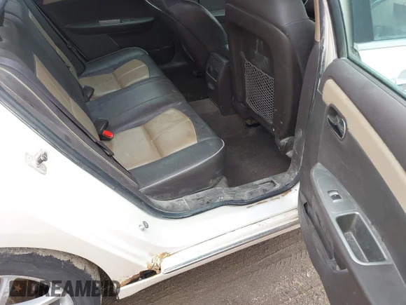 ✅ 2011 Chevrolet Malibu LTZ • VIN: 1G1ZE5E18BF303916 • Lot: 44775951. Wystawiony na IAAI z przebiegiem 161 914 mil. Bezpłatny archiwum sprzedaży aukcyjnych z USA i szczegółowy raport historii pojazdu na DreamBid. Zdjęcie 8.