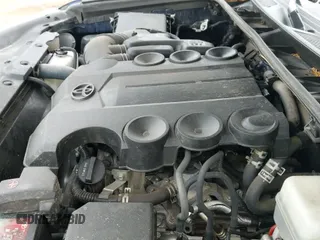 ✅ 2018 Toyota 4Runner SR5 • VIN: JTEBU5JR5J5528964 • Lot: 42752743. Wystawiony na IAAI z przebiegiem 140 649 mil. Bezpłatny archiwum sprzedaży aukcyjnych z USA i szczegółowy raport historii pojazdu na DreamBid. Zdjęcie 19.