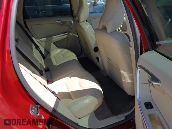 ✅ 2010 Volvo XC60 3.0T • VIN: YV4992DZ8A2120438 • Lot: 42746924. Wystawiony na IAAI z przebiegiem 163 138 mil. Bezpłatny archiwum sprzedaży aukcyjnych z USA i szczegółowy raport historii pojazdu na DreamBid. Zdjęcie 8.