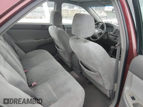 ✅ 2004 Toyota Camry LE • VIN: 4T1BE32K24U354297 • Lot: 44450931. Wystawiony na IAAI z przebiegiem 140 589 mil. Bezpłatny archiwum sprzedaży aukcyjnych z USA i szczegółowy raport historii pojazdu na DreamBid. Zdjęcie 8.