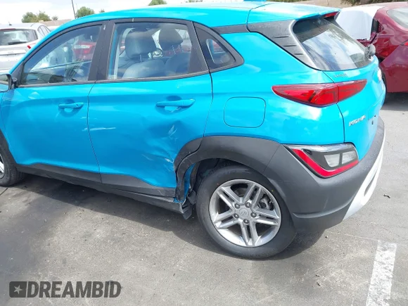 ✅ 2022 Hyundai Kona SE • VIN: KM8K22AB9NU877676 • Lot: 45209684. Wystawiony na IAAI z przebiegiem 43 623 mil. Bezpłatny archiwum sprzedaży aukcyjnych z USA i szczegółowy raport historii pojazdu na DreamBid. Zdjęcie 6.