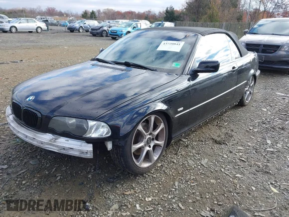 ✅ 2001 BMW 3 Series 325Ci • VIN: WBABS33421JY55858 • Lot: 43720841. Wystawiony na IAAI z przebiegiem 123 997 mil. Bezpłatny archiwum sprzedaży aukcyjnych z USA i szczegółowy raport historii pojazdu na DreamBid. Zdjęcie 2.