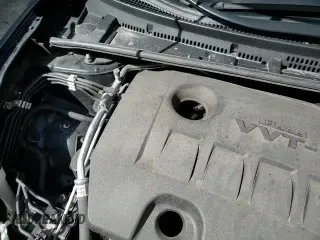 ✅ 2019 Toyota Corolla LE • VIN: 2T1BURHE4KC230845 • Lot: 71796765. Wystawiony na Copart z przebiegiem 95 102 mil. Bezpłatny archiwum sprzedaży aukcyjnych z USA i szczegółowy raport historii pojazdu na DreamBid. Zdjęcie 14.