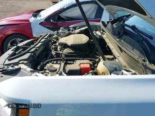 ✅ 2020 GMC Acadia Denali • VIN: 1GKKNXLS7LZ112041 • Lot: 41623974. Wystawiony na IAAI z przebiegiem 87 072 mil. Bezpłatny archiwum sprzedaży aukcyjnych z USA i szczegółowy raport historii pojazdu na DreamBid. Zdjęcie 19.