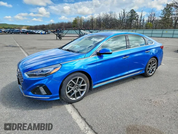 ✅ 2018 Hyundai Sonata Limited • VIN: 5NPE34AB8JH675765 • Лот: 52411806. Опубликован ранее на Copart с пробегом 42 354 миль. Бесплатный доступ к архиву аукционных продаж из США и подробный отчёт об истории автомобиля на DreamBid. Изображение 1.
