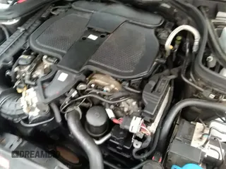 ✅ 2014 Mercedes-Benz C 300 Sport • VIN: WDDGF8AB1ER319315 • Lot: 35622400. Wystawiony na IAAI z przebiegiem 167 309 mil. Bezpłatny archiwum sprzedaży aukcyjnych z USA i szczegółowy raport historii pojazdu na DreamBid. Zdjęcie 14.