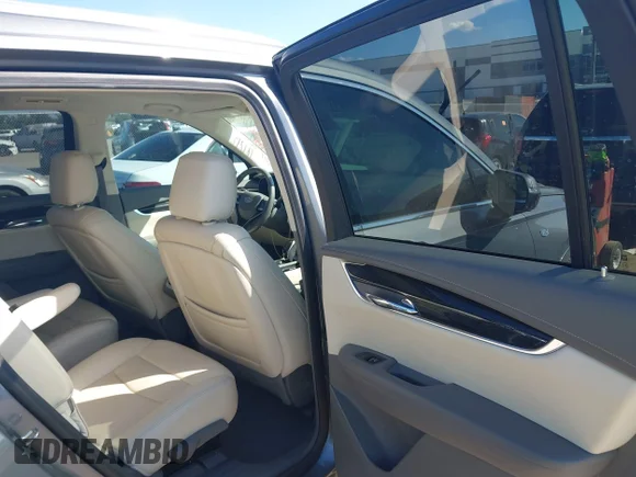 ✅ 2020 Cadillac XT6 FWD Premium Luxury • VIN: 1GYKPCRS2LZ194342 • Лот: 43371386. Опубліковано раніше на IAAI з пробігом 91 338 миль. Безкоштовний доступ до архіву аукціонних продажів зі США та докладний звіт про історію автомобіля на DreamBid. Зображення 8.