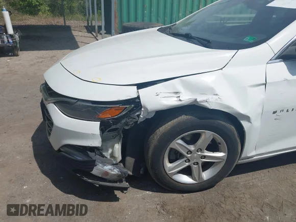 ✅ 2019 Chevrolet Malibu LS • VIN: 1G1ZB5ST4KF207151 • Lot: 45286848. Wystawiony na IAAI z przebiegiem 217 243 mil. Bezpłatny archiwum sprzedaży aukcyjnych z USA i szczegółowy raport historii pojazdu na DreamBid. Zdjęcie 6.