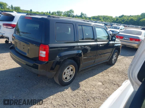 ✅ 2013 Jeep Patriot Sport • VIN: 1C4NJPBA1DD213331 • Lot: 45222004. Wystawiony na IAAI z przebiegiem 211 310 mil. Bezpłatny archiwum sprzedaży aukcyjnych z USA i szczegółowy raport historii pojazdu na DreamBid. Zdjęcie 4.