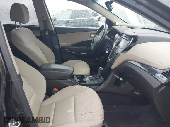 ✅ 2018 Hyundai Santa Fe SE • VIN: KM8SMDHF9JU278009 • Lot: 44593390. Wystawiony na IAAI z przebiegiem 153 071 mil. Bezpłatny archiwum sprzedaży aukcyjnych z USA i szczegółowy raport historii pojazdu na DreamBid. Zdjęcie 5.