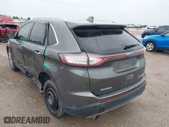 ✅ 2016 Ford Edge Titanium • VIN: 2FMPK3K95GBB11055 • Lot: 45013101. Wystawiony na IAAI z przebiegiem 105 062 mil. Bezpłatny archiwum sprzedaży aukcyjnych z USA i szczegółowy raport historii pojazdu na DreamBid. Zdjęcie 3.