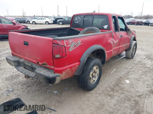 ✅ 1999 Chevrolet S-10 LS ZR2 • VIN: 1GCCT19W6X8182252 • Lot: 44013231. Wystawiony na IAAI z przebiegiem 192 922 mil. Bezpłatny archiwum sprzedaży aukcyjnych z USA i szczegółowy raport historii pojazdu na DreamBid. Zdjęcie 4.