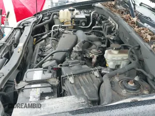 2005 Mercury Mariner Luxury с VIN 4M2YU56175DJ04628, выставлен на аукционе IAAI как лот 43513803 с пробегом 139 688 миль миль и . История ставок и продаж доступна на DreamBid. Изображение 12.