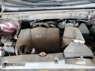 ✅ 2019 Toyota Highlander Limited • VIN: 5TDDZRFH9KS990414 • Lot: 70720385. Wystawiony na Copart z przebiegiem 62 466 mil. Bezpłatny archiwum sprzedaży aukcyjnych z USA i szczegółowy raport historii pojazdu na DreamBid. Zdjęcie 16.