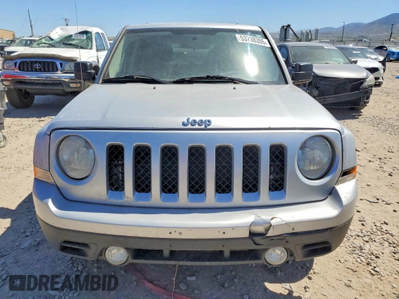 ✅ 2013 Jeep Patriot Latitude • VIN: 1C4NJPFA4DD116506 • Lot: 53738306. Wystawiony na Copart z przebiegiem 169 110 mil. Bezpłatny archiwum sprzedaży aukcyjnych z USA i szczegółowy raport historii pojazdu na DreamBid. Zdjęcie 5.