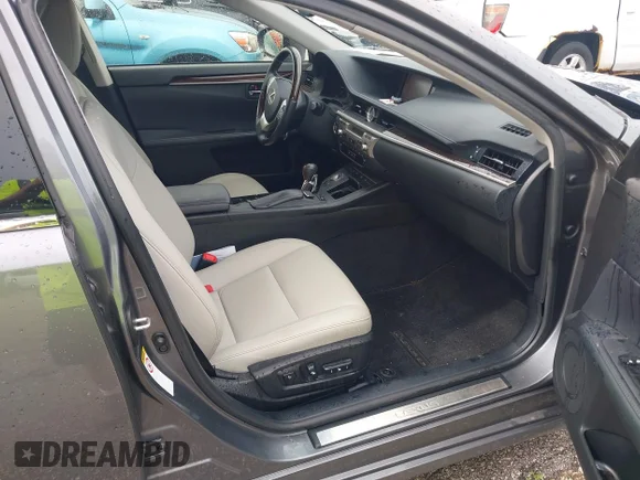 ✅ 2013 Lexus ES 250 • VIN: JTHBK1GG9D2017464 • Lot: 45301694. Listed on IAAI with 53,609 mi. Free auction sales archive from the USA and detailed vehicle history report at DreamBid. Image 5.
