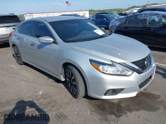 ✅ 2018 Nissan Altima SR • VIN: 1N4AL3AP7JC197697 • Лот: 44759297. Опубліковано раніше на IAAI з пробігом 154 348 миль. Безкоштовний доступ до архіву аукціонних продажів зі США та докладний звіт про історію автомобіля на DreamBid. Зображення 1.
