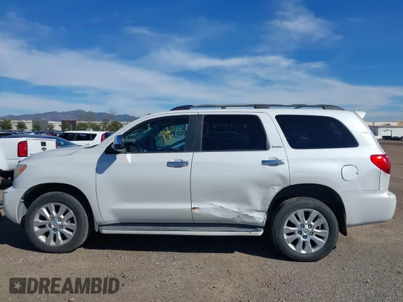 ✅ 2008 Toyota Sequoia Platinum • VIN: 5TDBY67A38S003552 • Lot: 44447968. Wystawiony na IAAI z przebiegiem 292 812 mil. Bezpłatny archiwum sprzedaży aukcyjnych z USA i szczegółowy raport historii pojazdu na DreamBid. Zdjęcie 6.