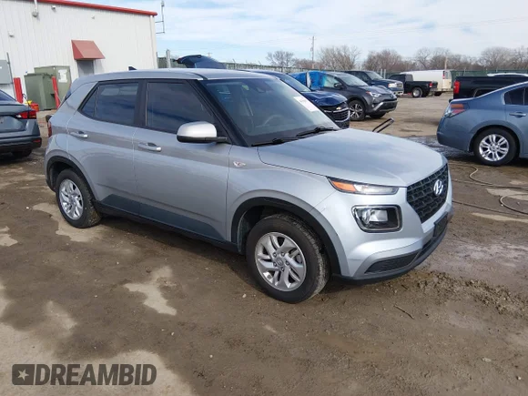 ✅ 2022 Hyundai Venue SE • VIN: KMHRB8A38NU198265 • Lot: 44350073. Wystawiony na IAAI z przebiegiem 68 217 mil. Bezpłatny archiwum sprzedaży aukcyjnych z USA i szczegółowy raport historii pojazdu na DreamBid. Zdjęcie 1.
