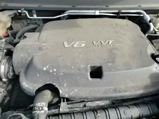 ✅ 2018 GMC Canyon 2WD • VIN: 1GTG5BEN5J1323956 • Lot: 91792055. Listed on Copart with 137,723 mi. Free auction sales archive from the USA and detailed vehicle history report at DreamBid. Image 15.