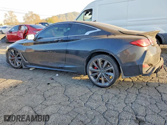 ✅ 2018 Infiniti Q60 Red Sport 400 • VIN: JN1FV7EK6JM531067 • Лот: 75476605. Опубліковано раніше на Copart з пробігом 157 020 миль. Безкоштовний доступ до архіву аукціонних продажів зі США та докладний звіт про історію автомобіля на DreamBid. Зображення 2.