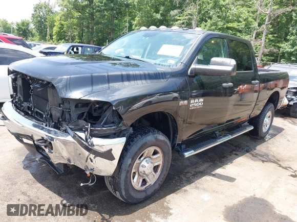 ✅ 2015 Ram 2500 Tradesman • VIN: 3C6UR5CJ5FG679459 • Lot: 42434992. Wystawiony na IAAI z przebiegiem 81 327 mil. Bezpłatny archiwum sprzedaży aukcyjnych z USA i szczegółowy raport historii pojazdu na DreamBid. Zdjęcie 2.