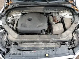 ✅ 2019 Volvo XC60 R-Design • VIN: YV4BR0DM0K1375117 • Lot: 85529395. Wystawiony na Copart z przebiegiem 59 817 mil. Bezpłatny archiwum sprzedaży aukcyjnych z USA i szczegółowy raport historii pojazdu na DreamBid. Zdjęcie 17.