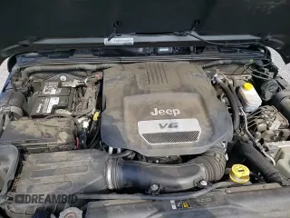 ✅ 2018 Jeep Wrangler Unlimited Rubicon Recon • VIN: 1C4BJWFG3JL816374 • Lot: 87347025. Wystawiony na Copart z przebiegiem 66 715 mil. Bezpłatny archiwum sprzedaży aukcyjnych z USA i szczegółowy raport historii pojazdu na DreamBid. Zdjęcie 14.