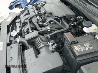 ✅ 2025 Hyundai Elantra SEL Convenience • VIN: KMHLS4DG4SU966445 • Lot: 41950032. Wystawiony na IAAI z przebiegiem 882 mil. Bezpłatny archiwum sprzedaży aukcyjnych z USA i szczegółowy raport historii pojazdu na DreamBid. Zdjęcie 19.