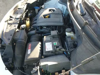 ✅ 2020 Kia Soul GT-Line • VIN: KNDJ63AU8L7052039 • Lot: 43542296. Wystawiony na IAAI z przebiegiem 77 708 mil. Bezpłatny archiwum sprzedaży aukcyjnych z USA i szczegółowy raport historii pojazdu na DreamBid. Zdjęcie 20.