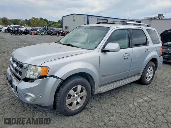 ✅ 2010 Ford Escape Hybrid • VIN: 1FMCU4K37AKB53668 • Lot: 60356136. Wystawiony na Copart z przebiegiem 117 127 mil. Bezpłatny archiwum sprzedaży aukcyjnych z USA i szczegółowy raport historii pojazdu na DreamBid. Zdjęcie 1.