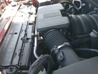 ✅ 2025 Chevrolet Silverado 1500 High Country • VIN: 1GCUKJEL1SZ262578 • Лот: 43516256. Опубликован ранее на IAAI с пробегом 1 068 миль. Бесплатный доступ к архиву аукционных продаж из США и подробный отчёт об истории автомобиля на DreamBid. Изображение 19.