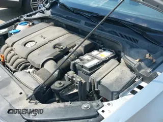 ✅ 2011 Volkswagen Jetta SE • VIN: 3VWDX7AJXBM388431 • Lot: 42995247. Wystawiony na IAAI z przebiegiem 77 525 mil. Bezpłatny archiwum sprzedaży aukcyjnych z USA i szczegółowy raport historii pojazdu na DreamBid. Zdjęcie 20.