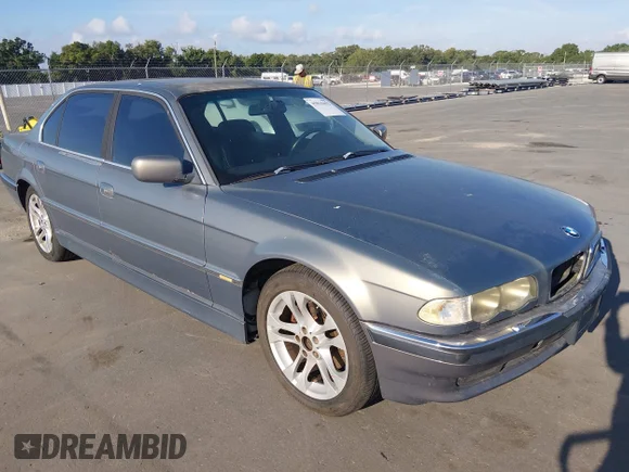 ✅ 2001 BMW 7 Series 740iL • VIN: WBAGH83411DP17860 • Lot: 45016452. Wystawiony na IAAI z przebiegiem 185 397 mil. Bezpłatny archiwum sprzedaży aukcyjnych z USA i szczegółowy raport historii pojazdu na DreamBid. Zdjęcie 1.
