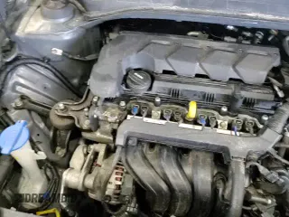 ✅ 2022 Hyundai Venue Limited • VIN: KMHRC8A33NU135331 • Lot: 43912335. Listed on Copart with 68,000 mi. Free auction sales archive from the USA and detailed vehicle history report at DreamBid. Image 17.