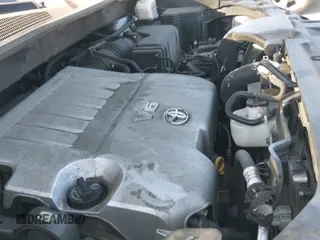 ✅ 2010 Toyota Highlander SE • VIN: 5TDJK3EH3AS014553 • Lot: 42831680. Listed on IAAI with 191,514 mi. Free auction sales archive from the USA and detailed vehicle history report at DreamBid. Image 19.