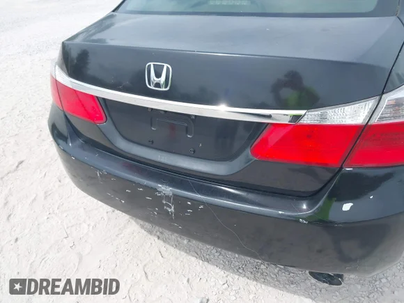 ✅ 2015 Honda Accord EX • VIN: 1HGCR2F76FA127844 • Lot: 44777480. Wystawiony na IAAI z przebiegiem Nie podano. Bezpłatny archiwum sprzedaży aukcyjnych z USA i szczegółowy raport historii pojazdu na DreamBid. Zdjęcie 6.