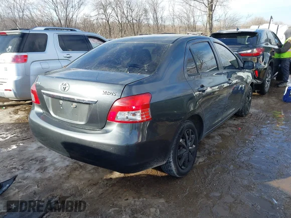 ✅ 2007 Toyota Yaris • VIN: JTDBT923571084753 • Lot: 43963600. Wystawiony na IAAI z przebiegiem 162 907 mil. Bezpłatny archiwum sprzedaży aukcyjnych z USA i szczegółowy raport historii pojazdu na DreamBid. Zdjęcie 4.