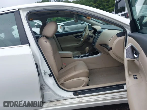 ✅ 2013 Nissan Altima SL • VIN: 1N4BL3AP9DN439354 • Lot: 45403717. Wystawiony na IAAI z przebiegiem 101 561 mil. Bezpłatny archiwum sprzedaży aukcyjnych z USA i szczegółowy raport historii pojazdu na DreamBid. Zdjęcie 5.