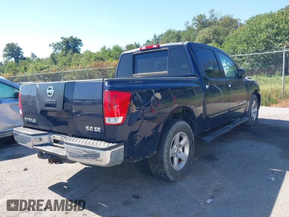 ✅ 2006 Nissan Titan LE • VIN: 1N6BA07A86N542363 • Lot: 43440645. Wystawiony na IAAI z przebiegiem 284 027 mil. Bezpłatny archiwum sprzedaży aukcyjnych z USA i szczegółowy raport historii pojazdu na DreamBid. Zdjęcie 4.