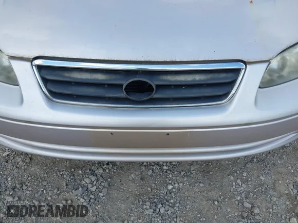 ✅ 2000 Toyota Camry CE • VIN: 4T1BG22KXYU998110 • Lot: 43062123. Wystawiony na IAAI z przebiegiem 104 133 mil. Bezpłatny archiwum sprzedaży aukcyjnych z USA i szczegółowy raport historii pojazdu na DreamBid. Zdjęcie 6.