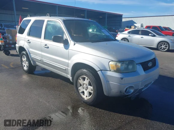 ✅ 2006 Ford Escape Limited • VIN: 1FMCU04166KB55939 • Lot: 44352360. Wystawiony na IAAI z przebiegiem 229 728 mil. Bezpłatny archiwum sprzedaży aukcyjnych z USA i szczegółowy raport historii pojazdu na DreamBid. Zdjęcie 1.