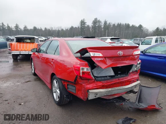 ✅ 2013 Toyota Camry SE • VIN: 4T1BF1FK4DU704671 • Lot: 44157683. Wystawiony na IAAI z przebiegiem 141 773 mil. Bezpłatny archiwum sprzedaży aukcyjnych z USA i szczegółowy raport historii pojazdu na DreamBid. Zdjęcie 3.