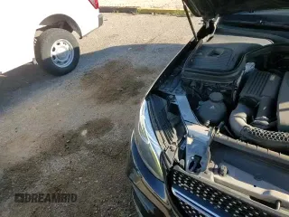 ✅ 2017 Mercedes-Benz GLC 300 • VIN: WDC0J4KB4HF273920 • Lot: 85282175. Wystawiony na Copart z przebiegiem 88 850 mil. Bezpłatny archiwum sprzedaży aukcyjnych z USA i szczegółowy raport historii pojazdu na DreamBid. Zdjęcie 13.