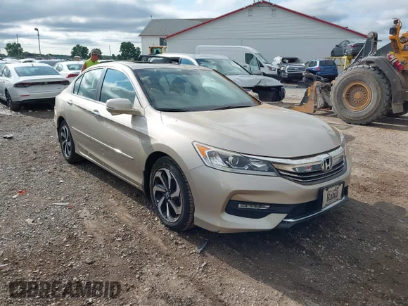 ✅ 2016 Honda Accord EX • VIN: 1HGCR2F76GA020164 • Lot: 45563234. Wystawiony na IAAI z przebiegiem 35 619 mil. Bezpłatny archiwum sprzedaży aukcyjnych z USA i szczegółowy raport historii pojazdu na DreamBid. Zdjęcie 1.