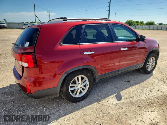 ✅ 2015 Kia Sorento LX • VIN: 5XYKT4A63FG579529 • Lot: 55450766. Wystawiony na Copart z przebiegiem 132 998 mil. Bezpłatny archiwum sprzedaży aukcyjnych z USA i szczegółowy raport historii pojazdu na DreamBid. Zdjęcie 3.