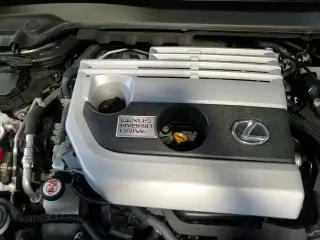 ✅ 2020 Lexus UX 250h • VIN: JTHP9JBH4L2035497 • Лот: 84191095. Опубликован ранее на Copart с пробегом 77 413 миль. Бесплатный доступ к архиву аукционных продаж из США и подробный отчёт об истории автомобиля на DreamBid. Изображение 15.